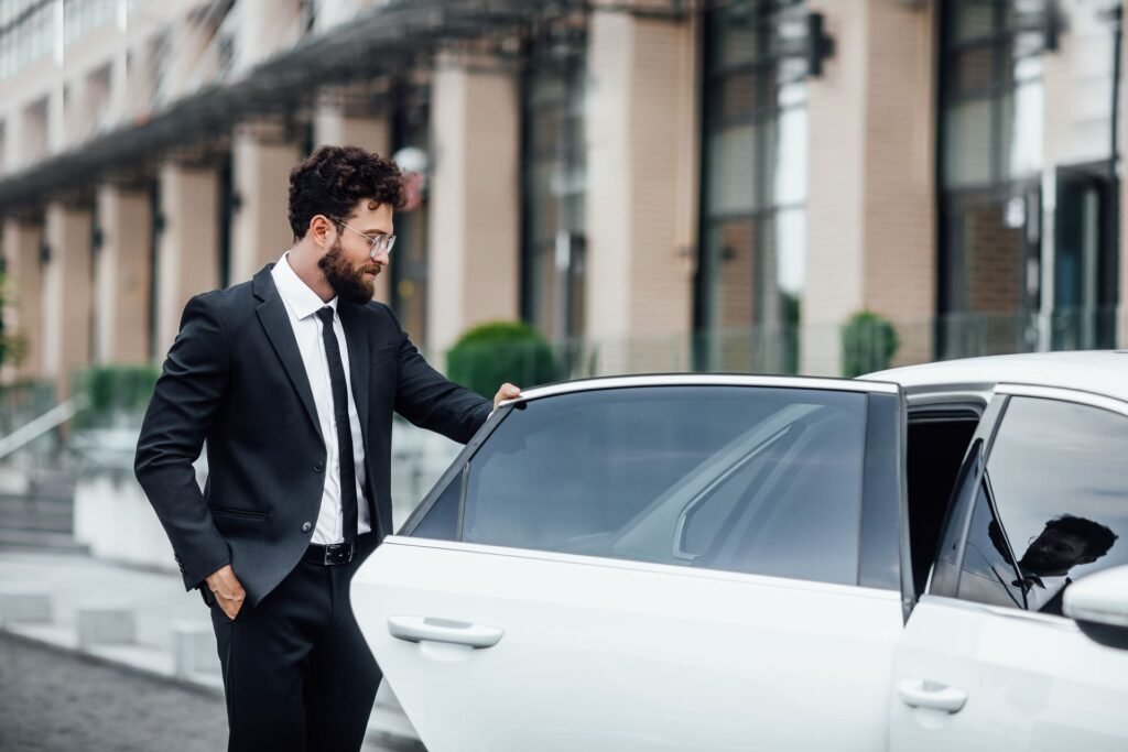 Top 10 Chauffeur Company in London – Experience True Luxury & Elite Service 3 best chauffeur company in london