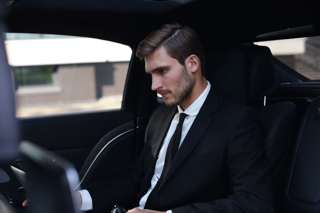 iChauffeur - leading luxury chauffeur service 2 iChauffeur